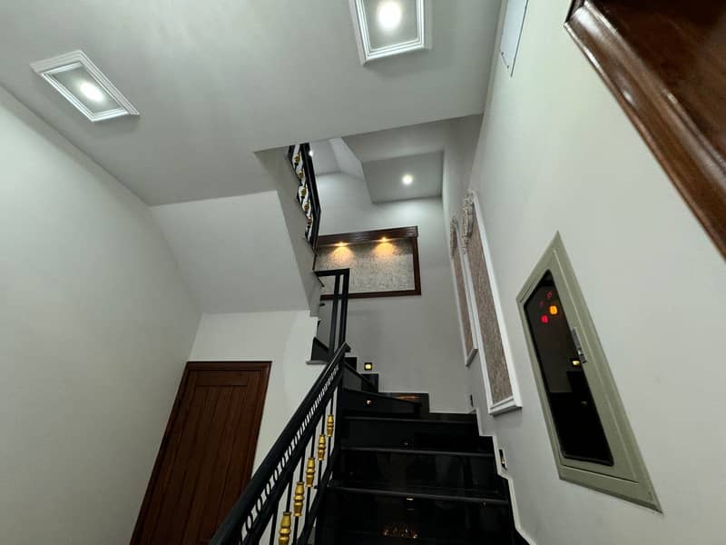 Brand New Vip House Available For Sale In Bahria Town Lahore Near Jasmine Shopping Mall 16