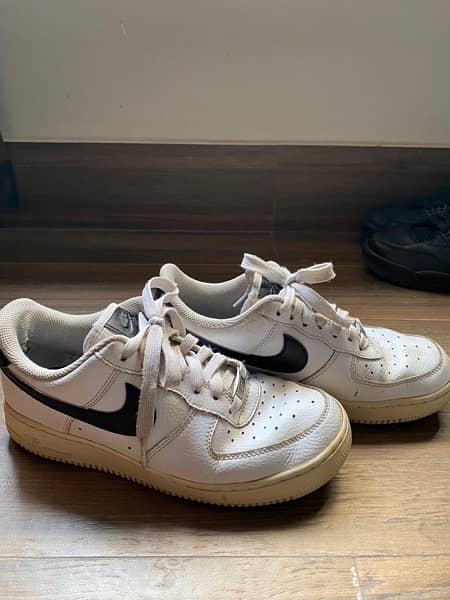 Nike Airforce 1 Low (Black & White) 1