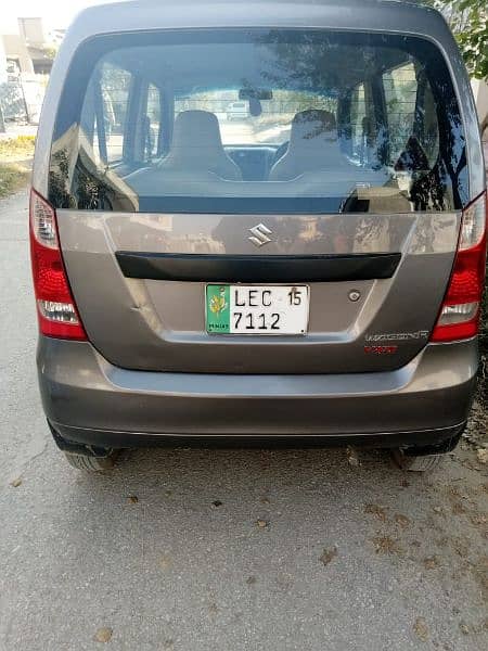 Suzuki Wagon R 2015 1