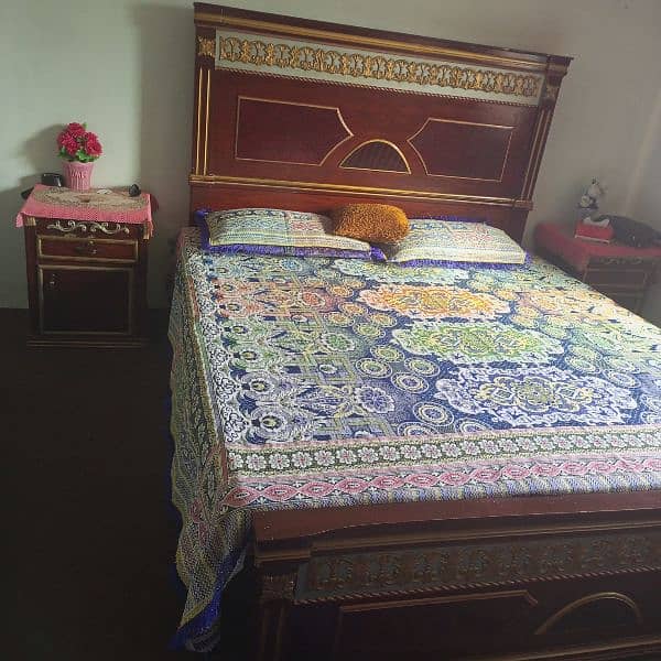 new condition bed with side tables 1