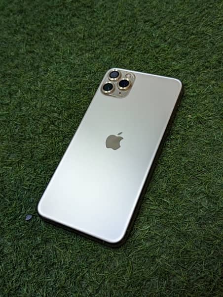 iPhone 11 Pro Max 2