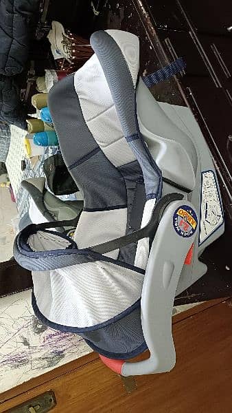 Soft Structure Baby Carrier 3