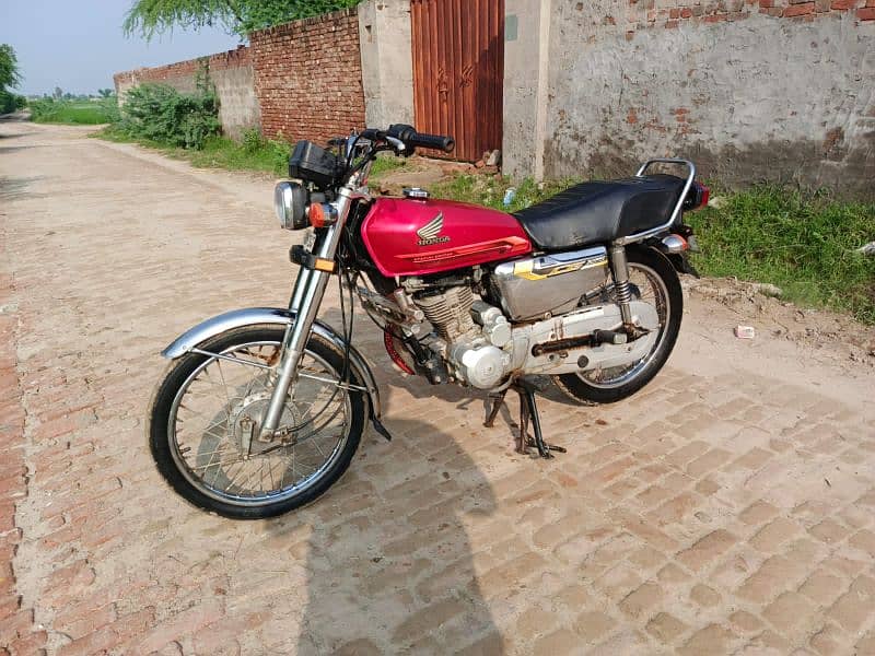 HONDA 125 SELF START SPECIAL EDITION number 03441000722 0