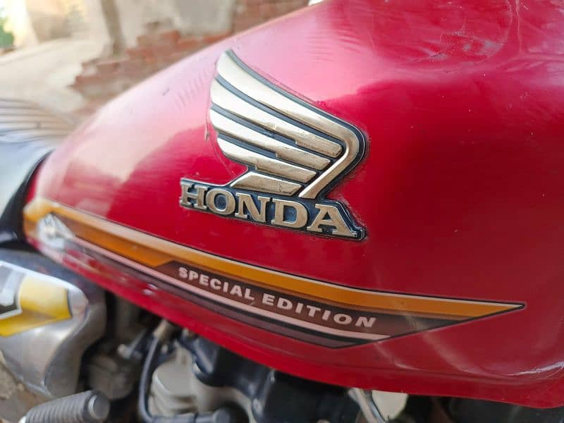 HONDA 125 SELF START SPECIAL EDITION number 03441000722 8