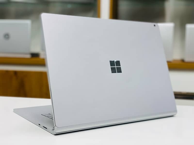 SURFACE BOOK 2 CORE I7 8th GEN 16GB RAM 512 SSD 6GB CARD 1