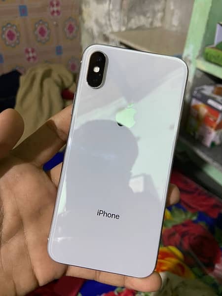 iPhone x 4