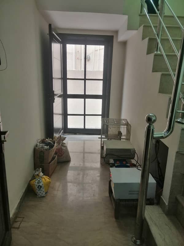 DHA PAHSE 1, 3 BEDS ONE KANAL FULLY FURNISHED UPPER PORTION FOR RENT 17