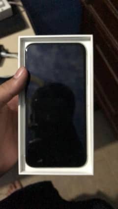 iphone XR 0