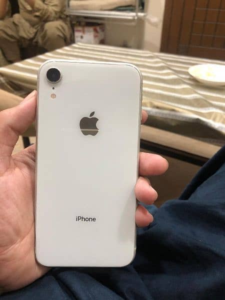 iphone XR 2