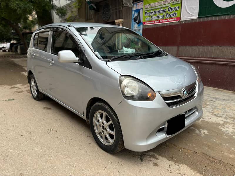 Daihatsu Mira model 2012 registration 15 5