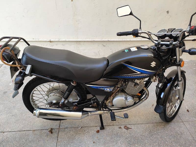 Suzuki GS 150 motorcycle for sale in genuine condition 03230501225 1