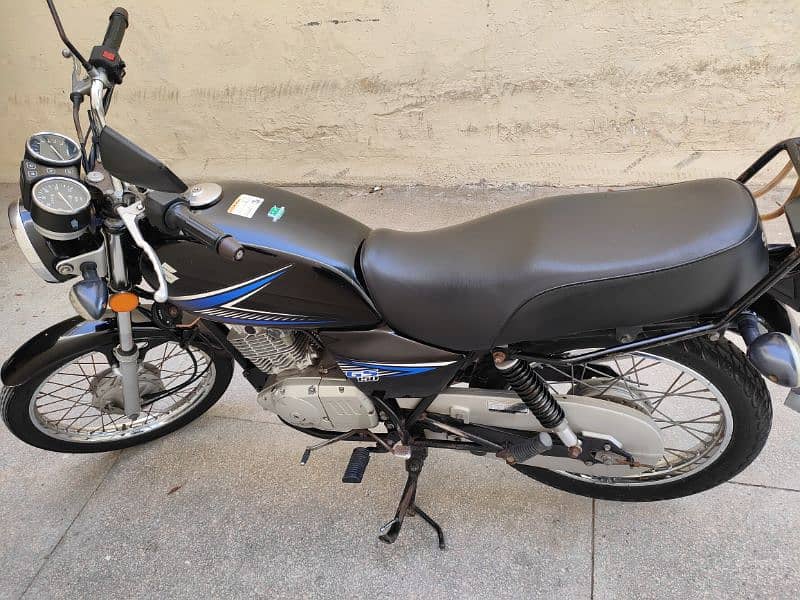 Suzuki GS 150 motorcycle for sale in genuine condition 03230501225 5