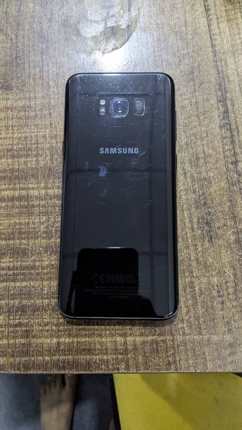 Samsung Galaxy S8+ 1