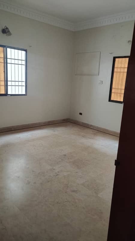 240 Sq. Yd, 100ft Road, Maintained House Ground + 1 8