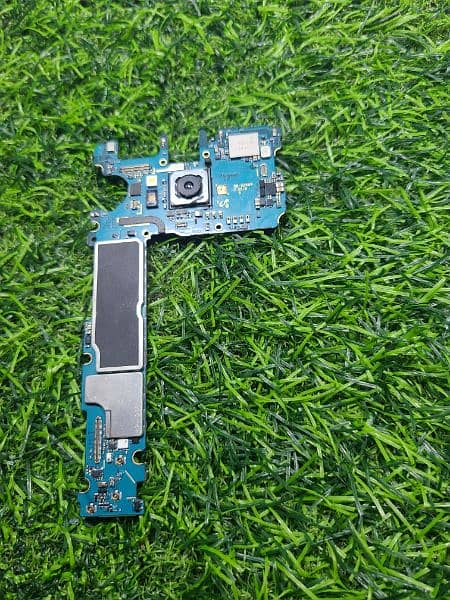 SAMSUNG  S8 FRESH  BOARD 2