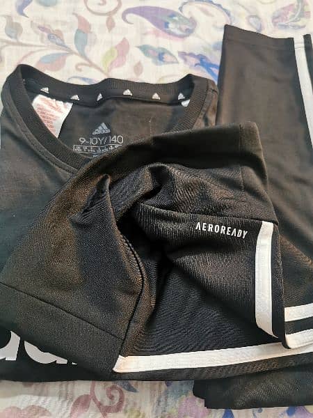 adidas original kids track suits 12