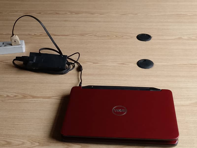 Laptop Dell inspiron N4050 4