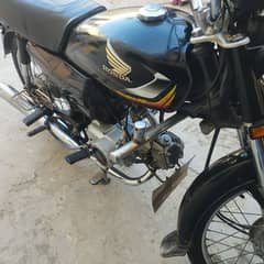 Honda CD70 Black 2022 model Condetion 10 by 9 Everything oky 0