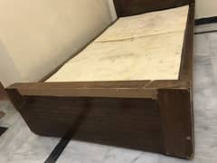 Single bed 0