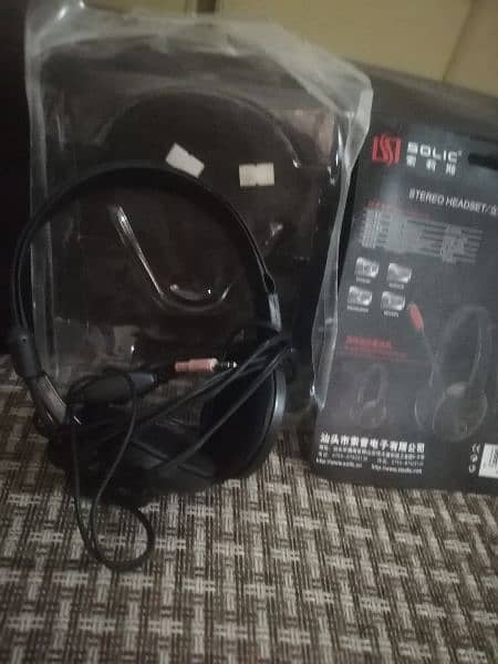 headphone 1