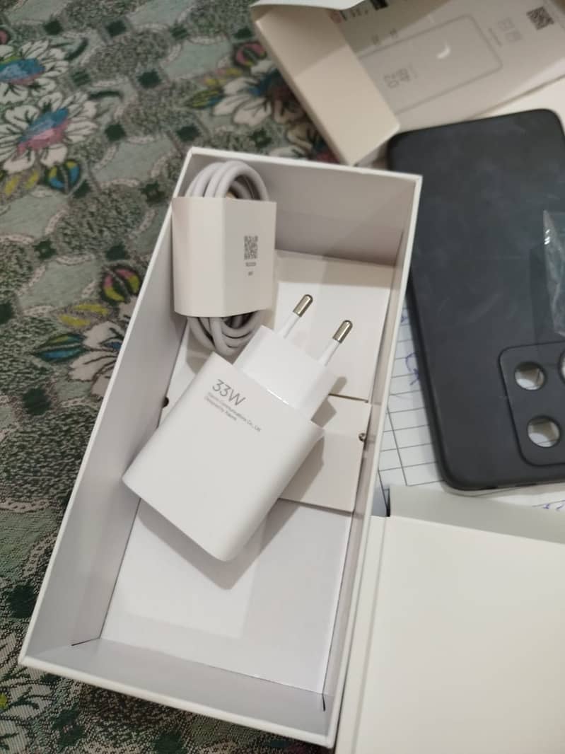 Redmi Note 13 mint condition 8GB 256 GB 1