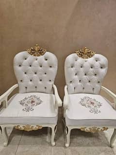 bed room chairs