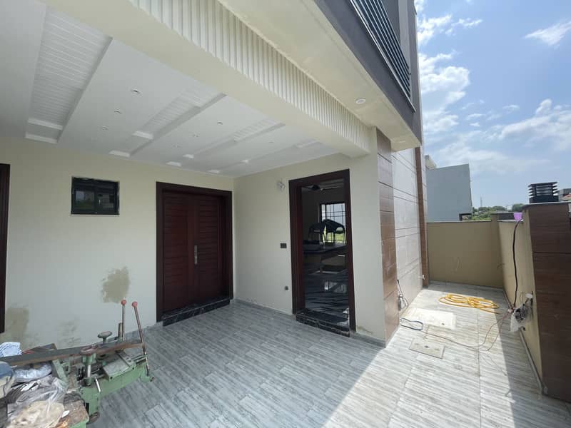 Corner House E Block Prime Location House For Sale 2