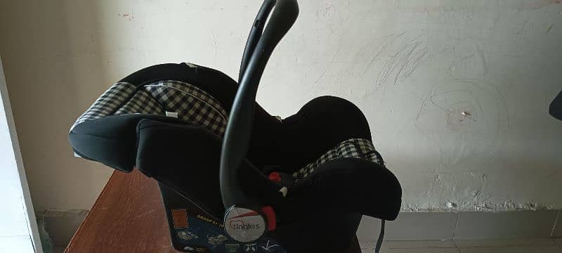 Baby stroller / Pram / Sky baby / carry cot / Tinnies / Baby car seat 13