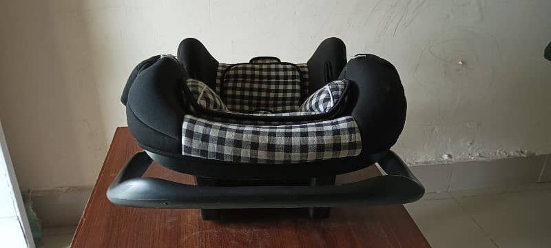 Baby stroller / Pram / Sky baby / carry cot / Tinnies / Baby car seat 17