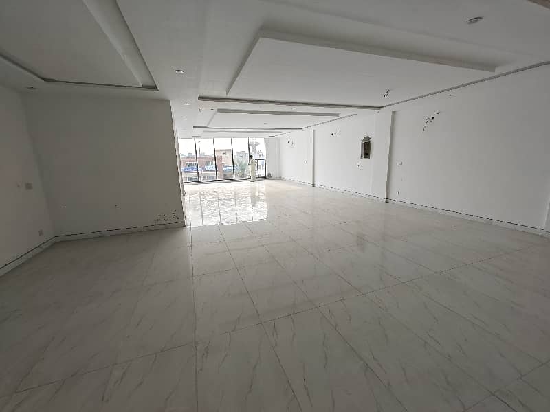 Gorgeous 3000 Square Feet Office For Rent Available In Johar Town 0