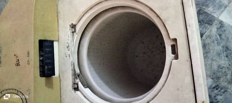 washing and dry machine working mein hai price kam ho jayeng 2