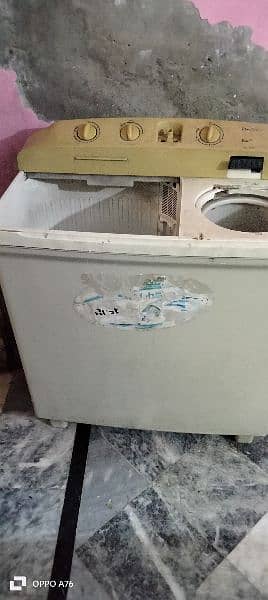 washing and dry machine working mein hai price kam ho jayeng 9