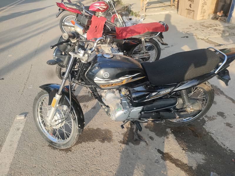 Yamaha YB 125Z 2021 3