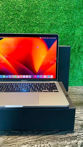 Macbook Pro 2020 M1 Chip 13”inch  16Gb Ram 1Tb Ssd 2