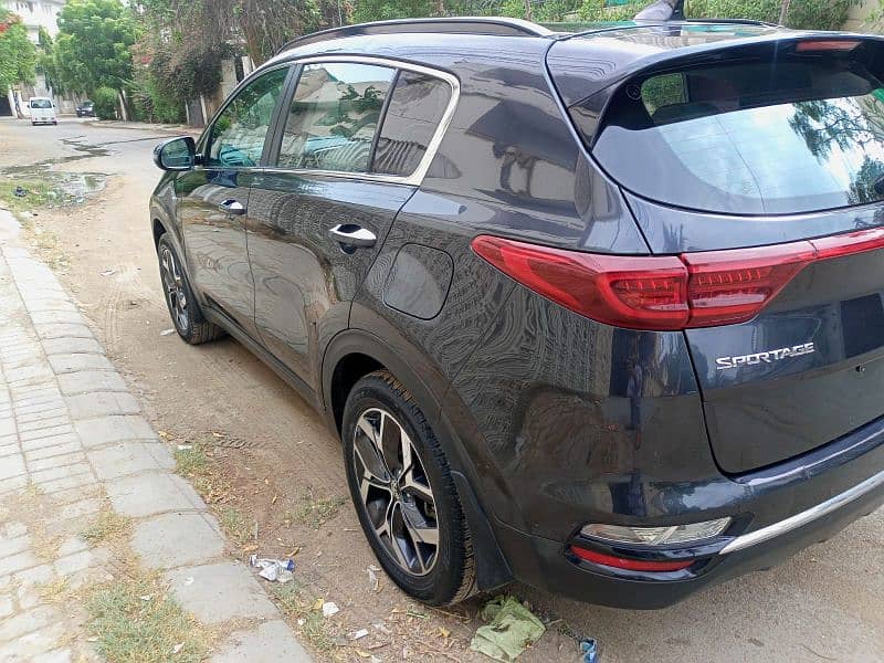 KIA Sportage 2022 (AWD) 5