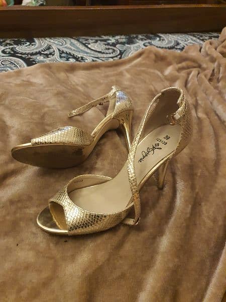 ladies Shoes for sale 9