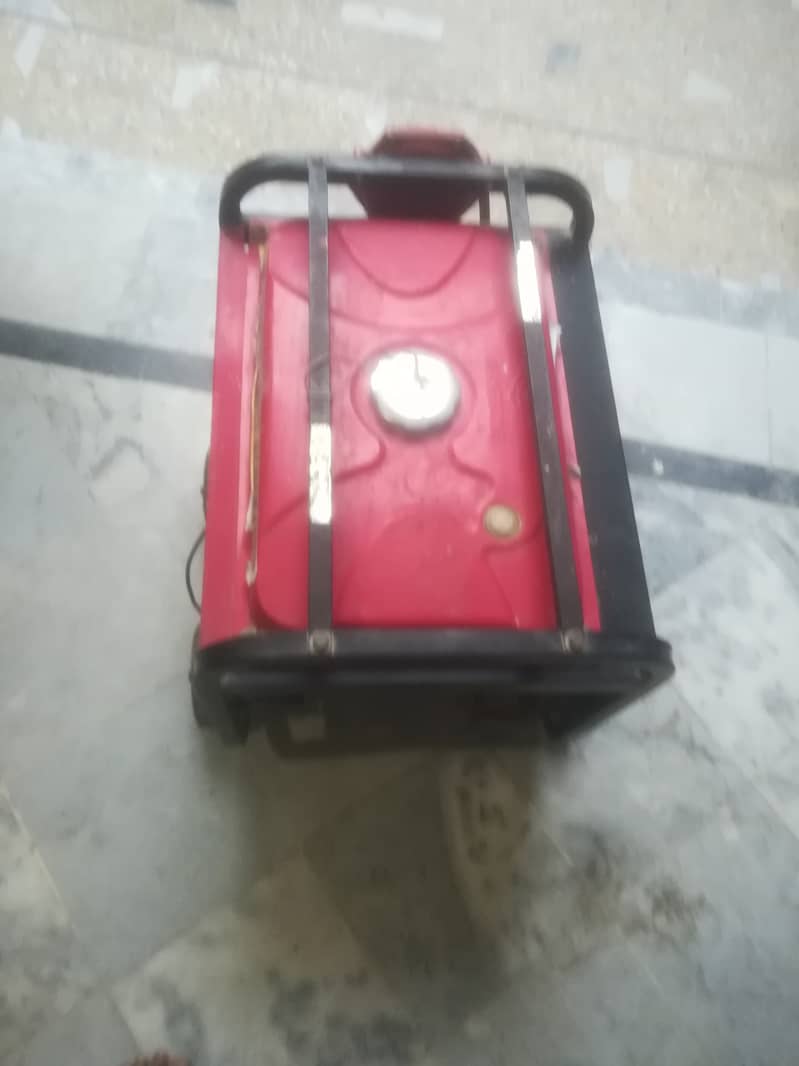 Generator for Sale in Good Condition 7