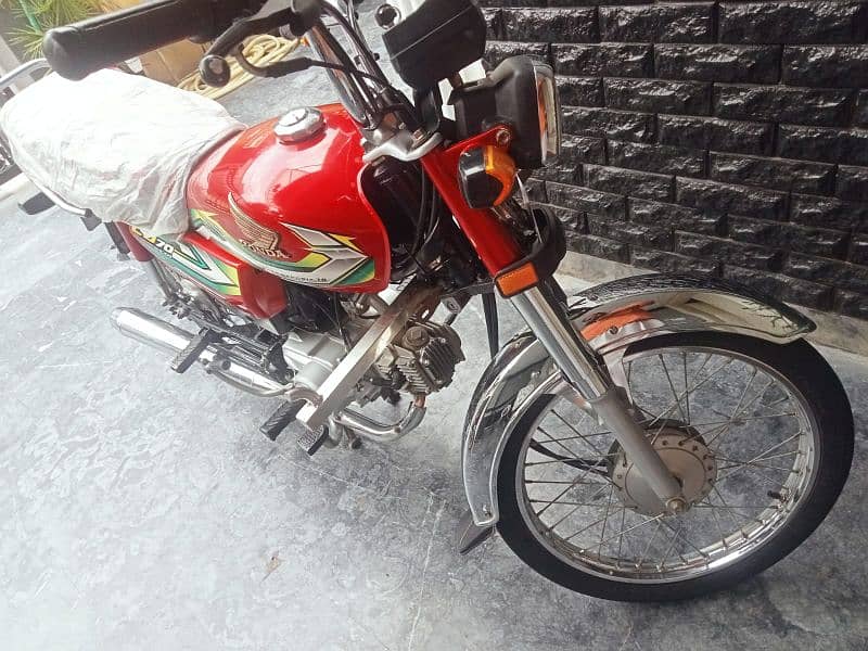 Honda CD 70 8