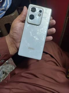 infinix zero 30 8+8 16/256