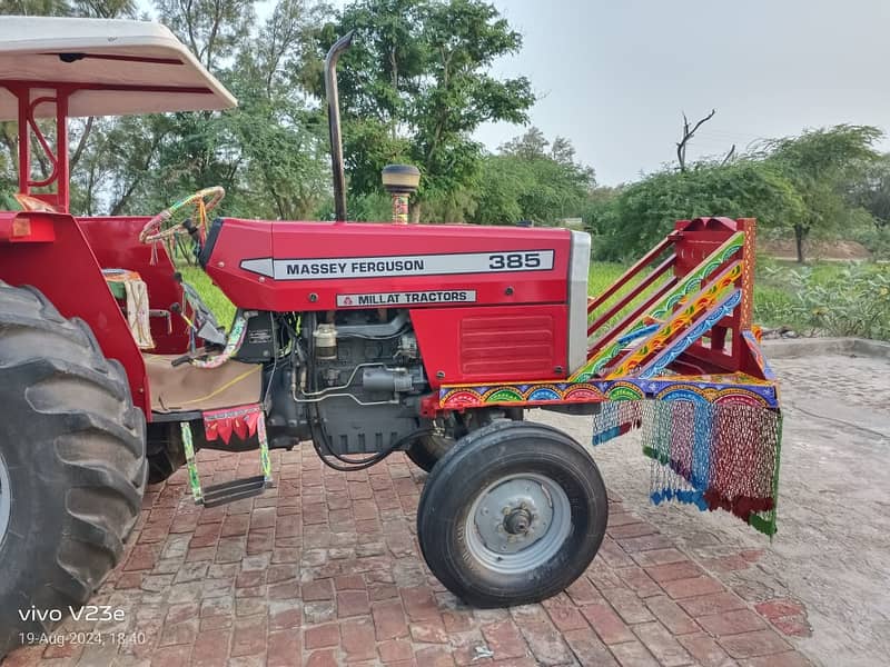 tractor Massey Ferguson tractor 385 model 2016 1