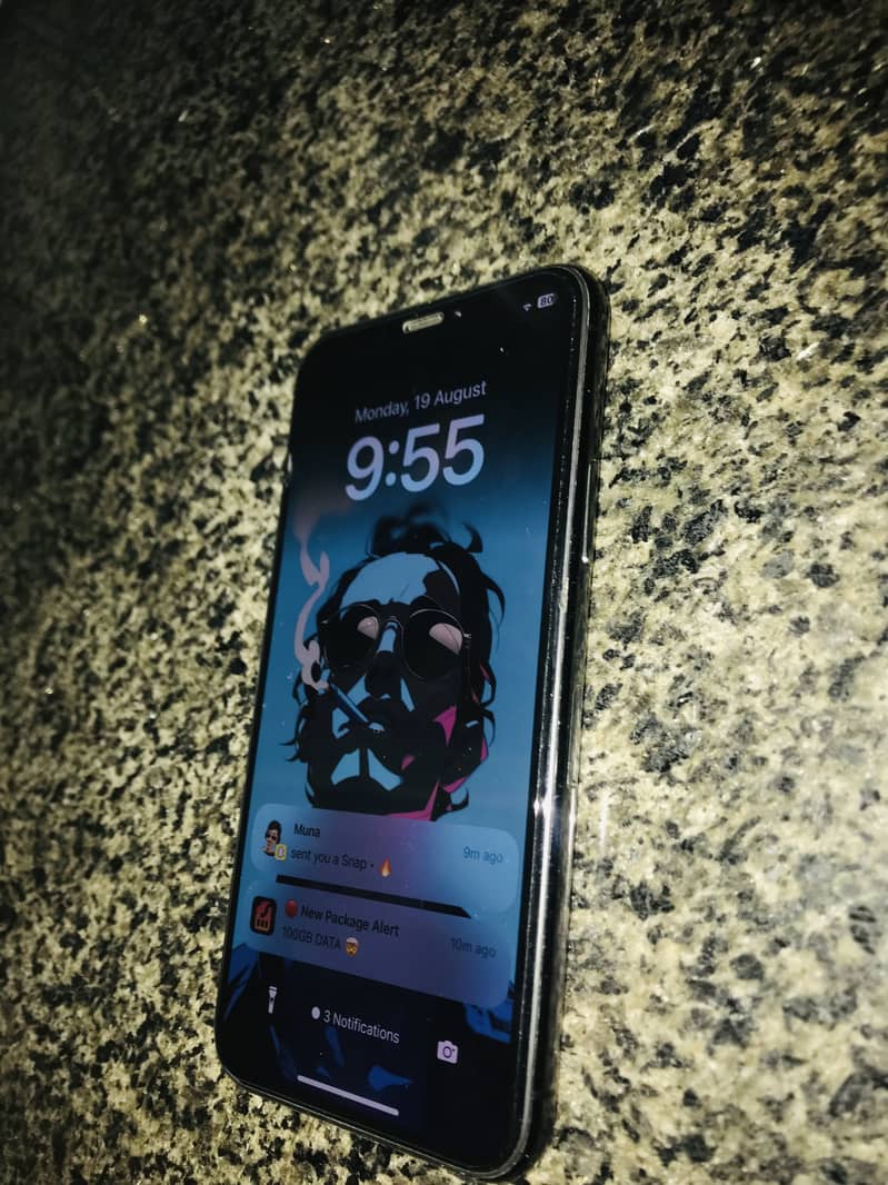 iphone 11 pro 2