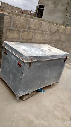 Trunk For Sale urgent