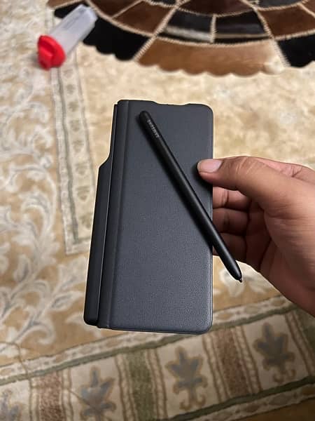 Samsung ZFold3 Official Stylus and Cover 1