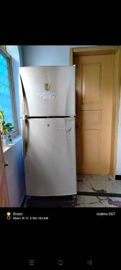 Dawlance refrigerator 0