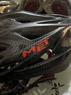 MET(M72-GAVILAN) bicycle helmet