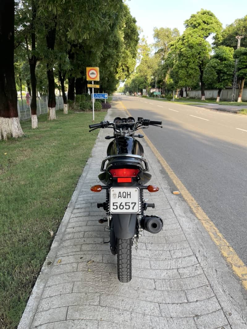 Yamaha YBR 125G (2023) 6