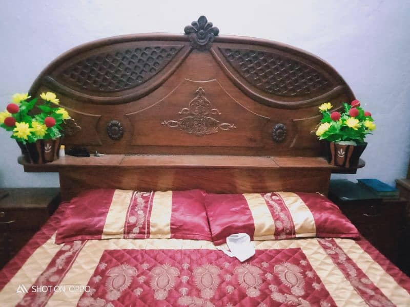 Wooden Full Bed Set 0