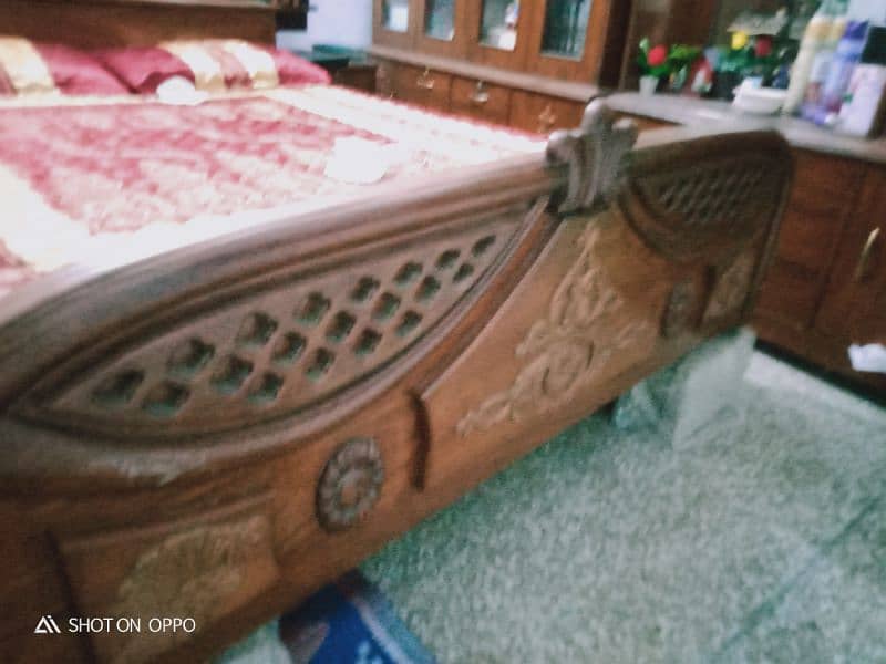 Wooden Full Bed Set 1