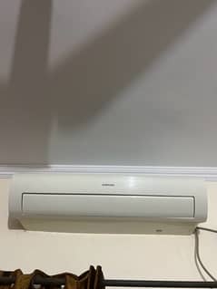 SAMSUNG SPLIT AC 1.5 TON MINT CONDITION FOR SALE