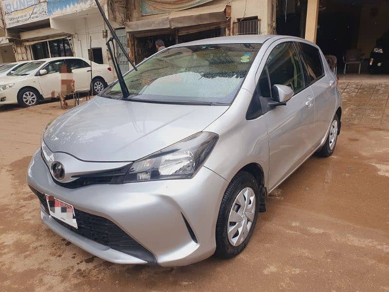 Toyota Vitz 2014 13